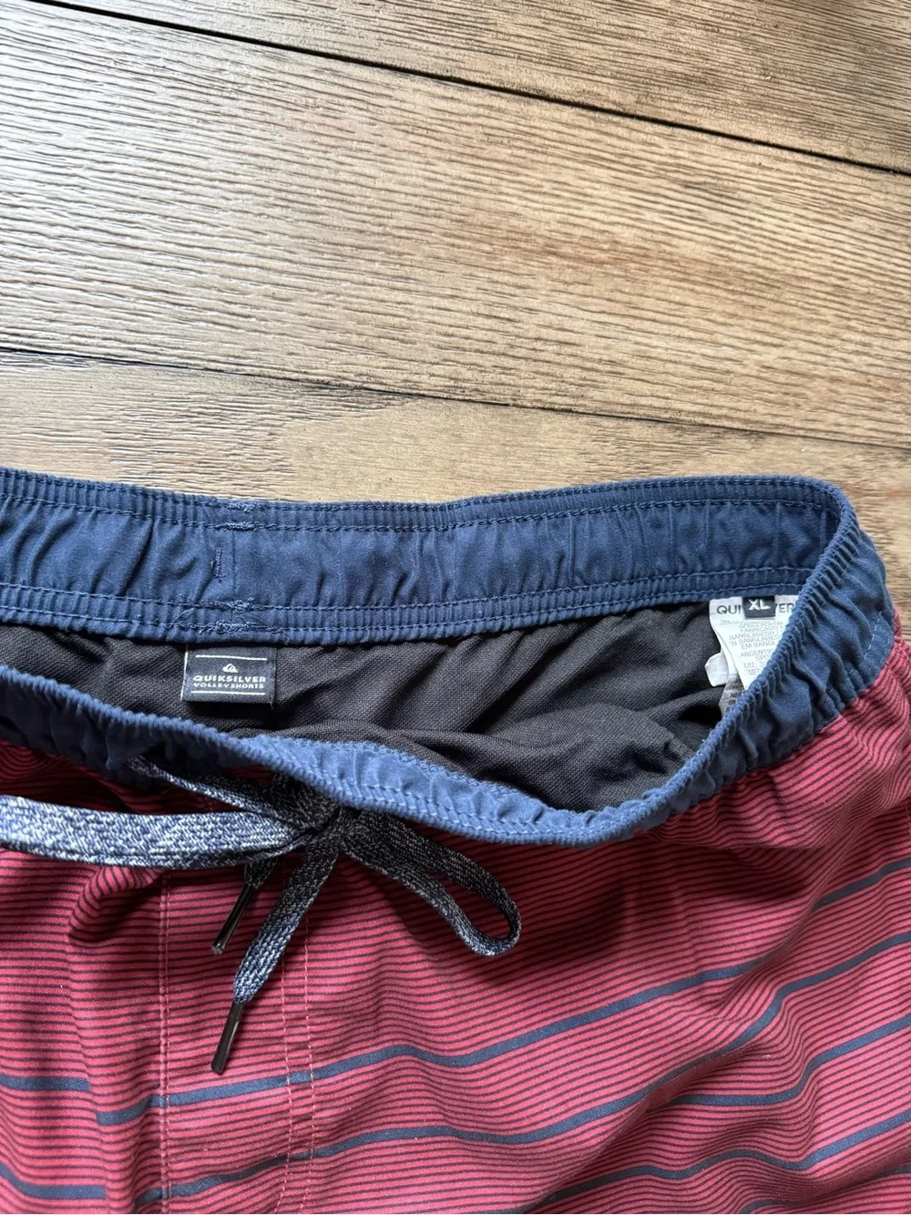 Quiksilver - Mens Burgundy Hybrid Swim Shorts